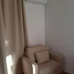 شقة Mico's